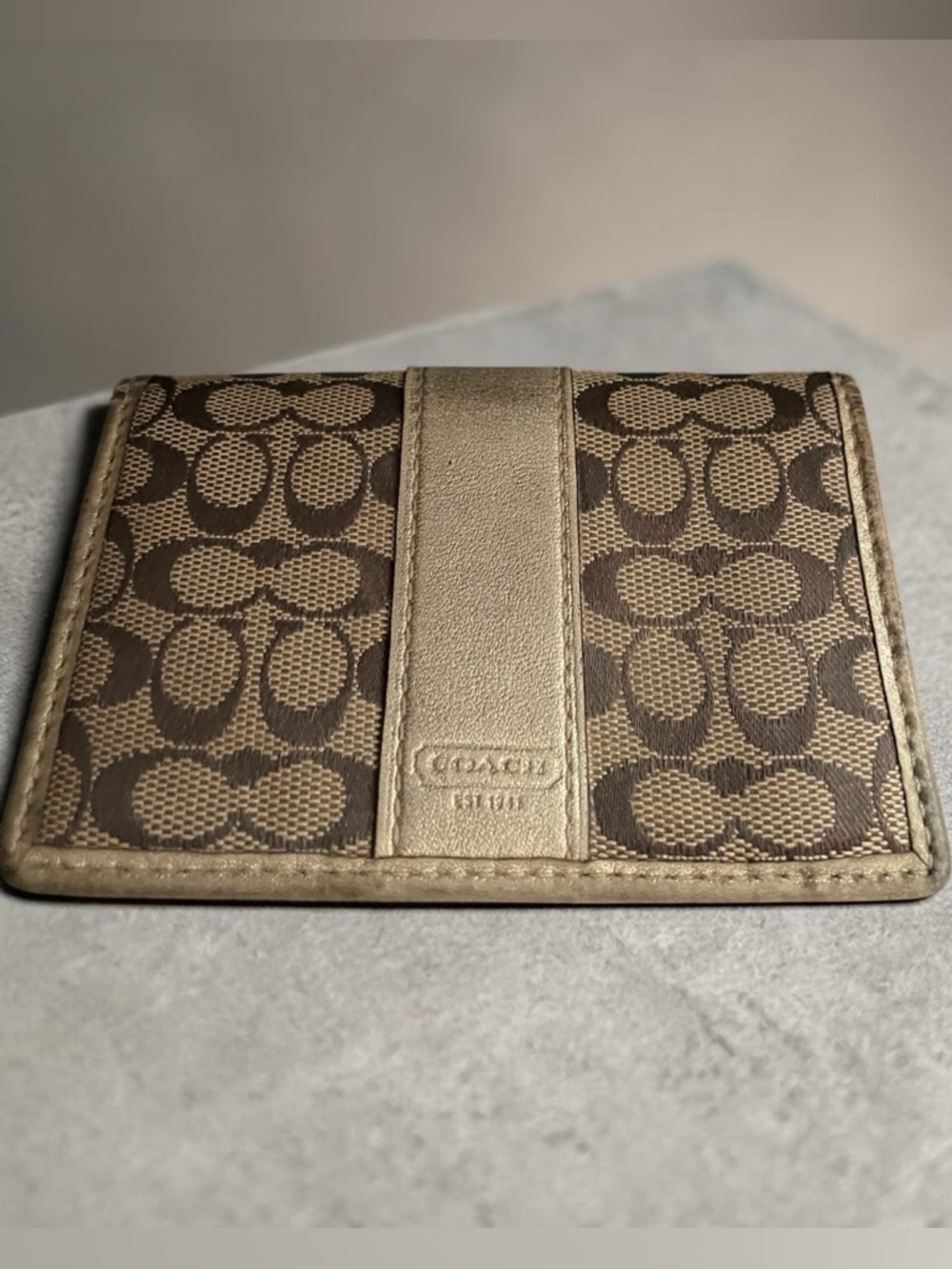 Coach Signature Canvas & Metallic Gold Bifold Card Case ID Wallet - Picture 2 of 10